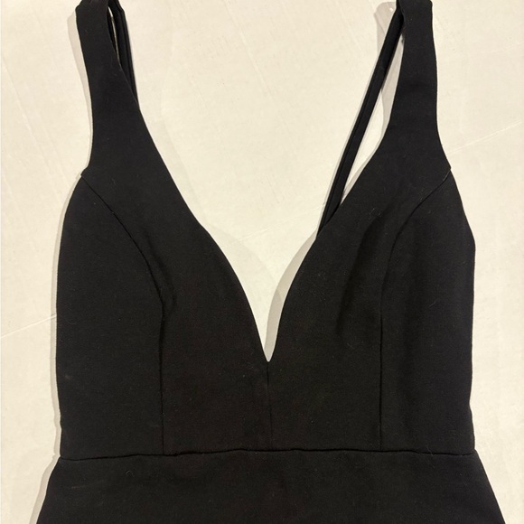 Lulus Deep V-Neck Elegant Black Mini Dress Women’s Size Small - Picture 4 of 8